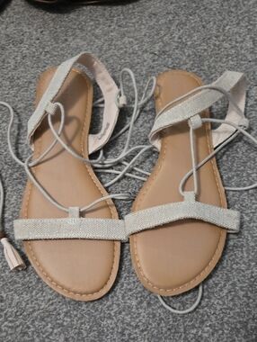 Old Navy Metallic Silver Lace-Up Flat Sandals